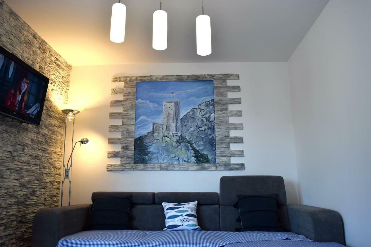 Newly Renovated Apartment "Marin" In The Center! Omiš Buitenkant foto