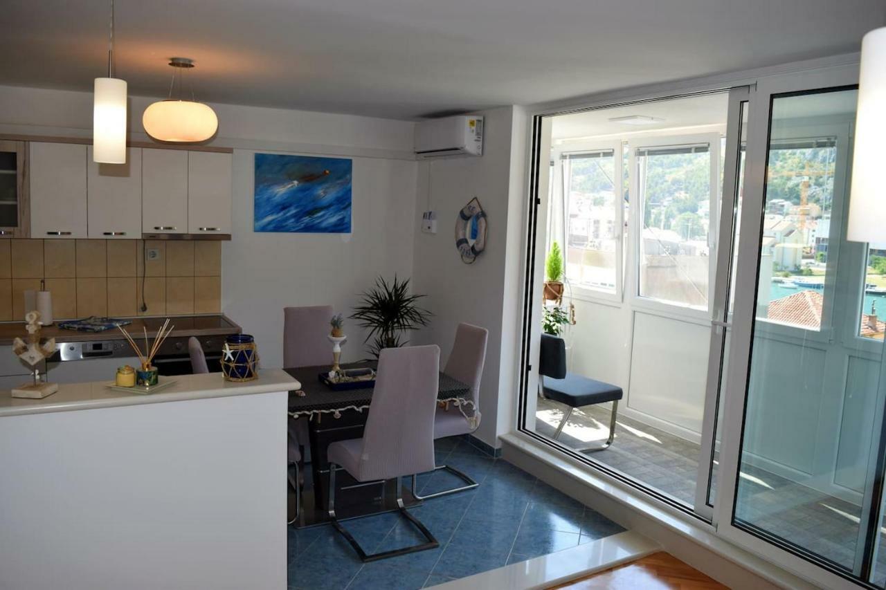 Newly Renovated Apartment "Marin" In The Center! Omiš Buitenkant foto