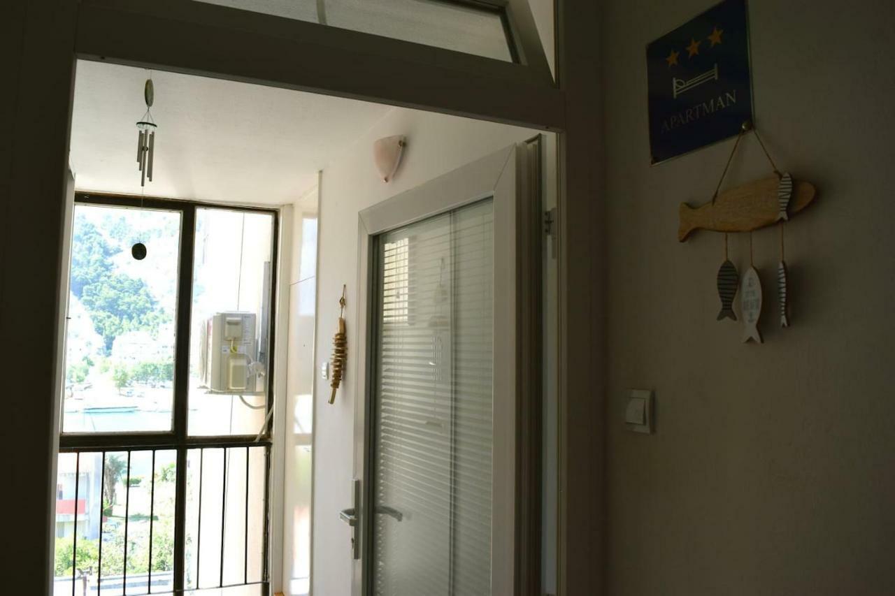 Newly Renovated Apartment "Marin" In The Center! Omiš Buitenkant foto