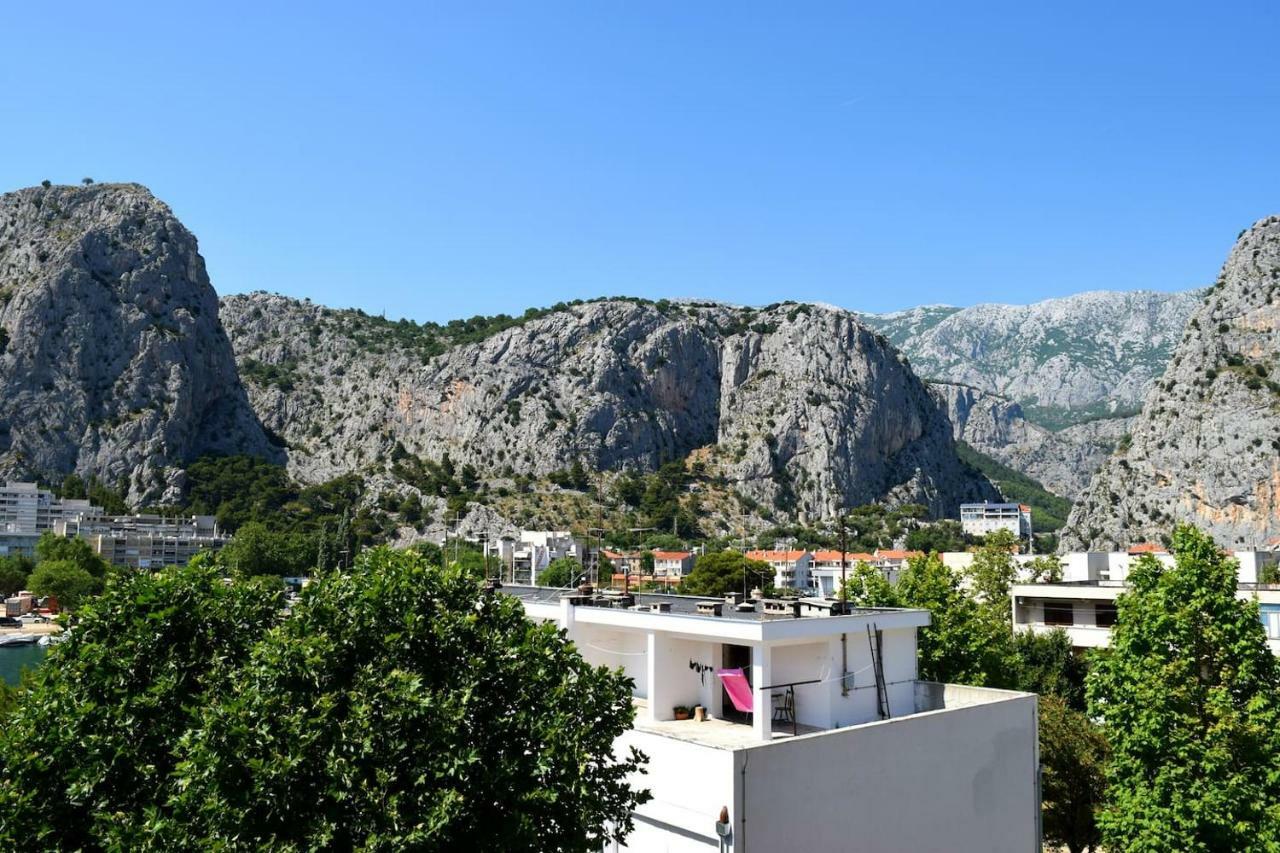 Newly Renovated Apartment "Marin" In The Center! Omiš Buitenkant foto