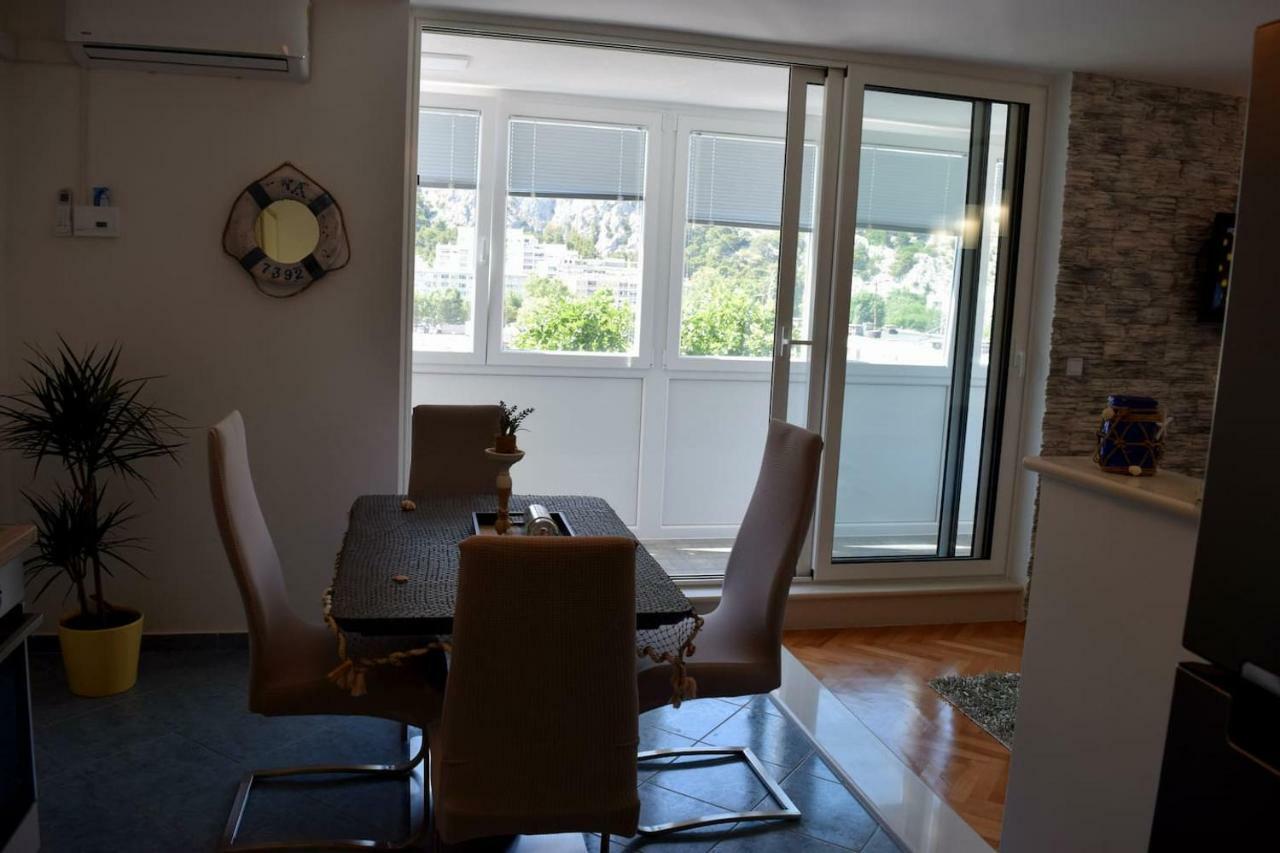 Newly Renovated Apartment "Marin" In The Center! Omiš Buitenkant foto