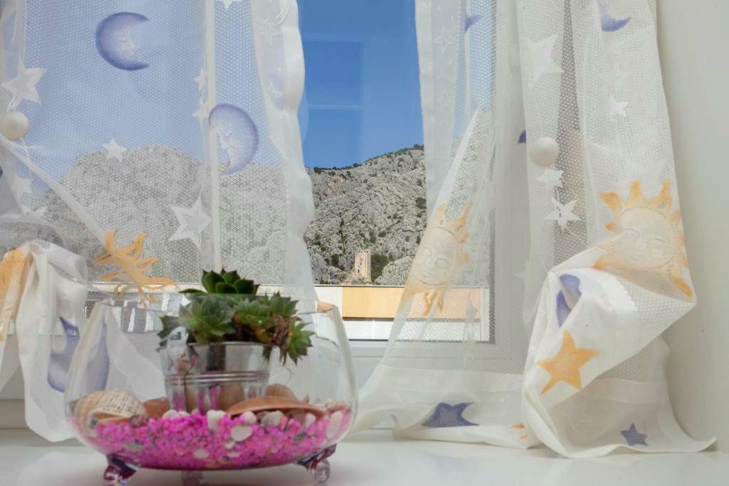Newly Renovated Apartment "Marin" In The Center! Omiš Buitenkant foto