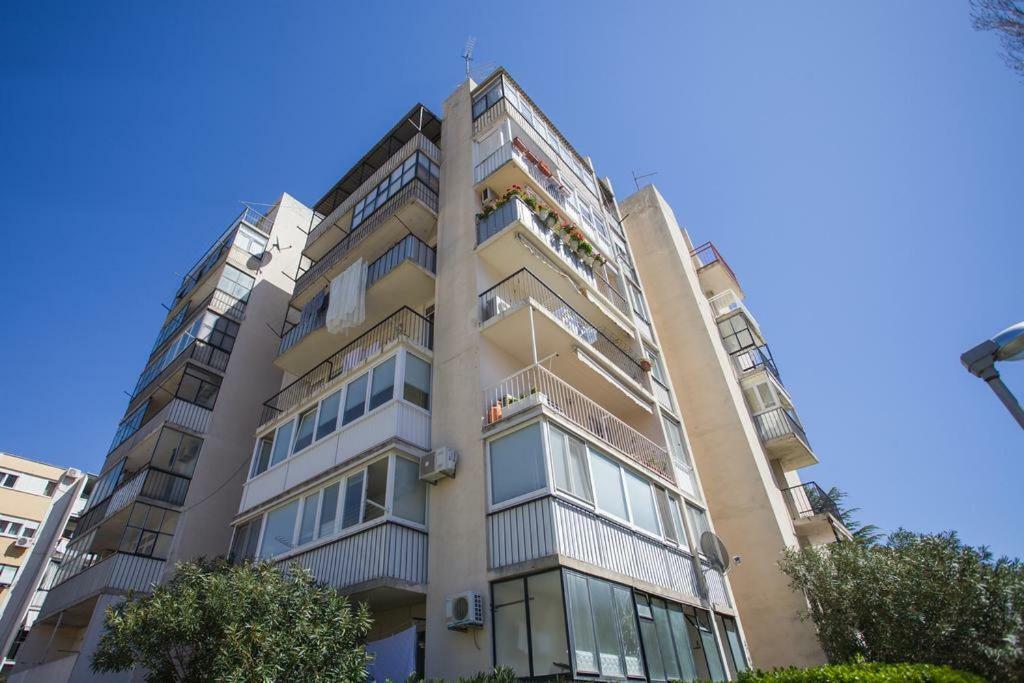 Newly Renovated Apartment "Marin" In The Center! Omiš Buitenkant foto